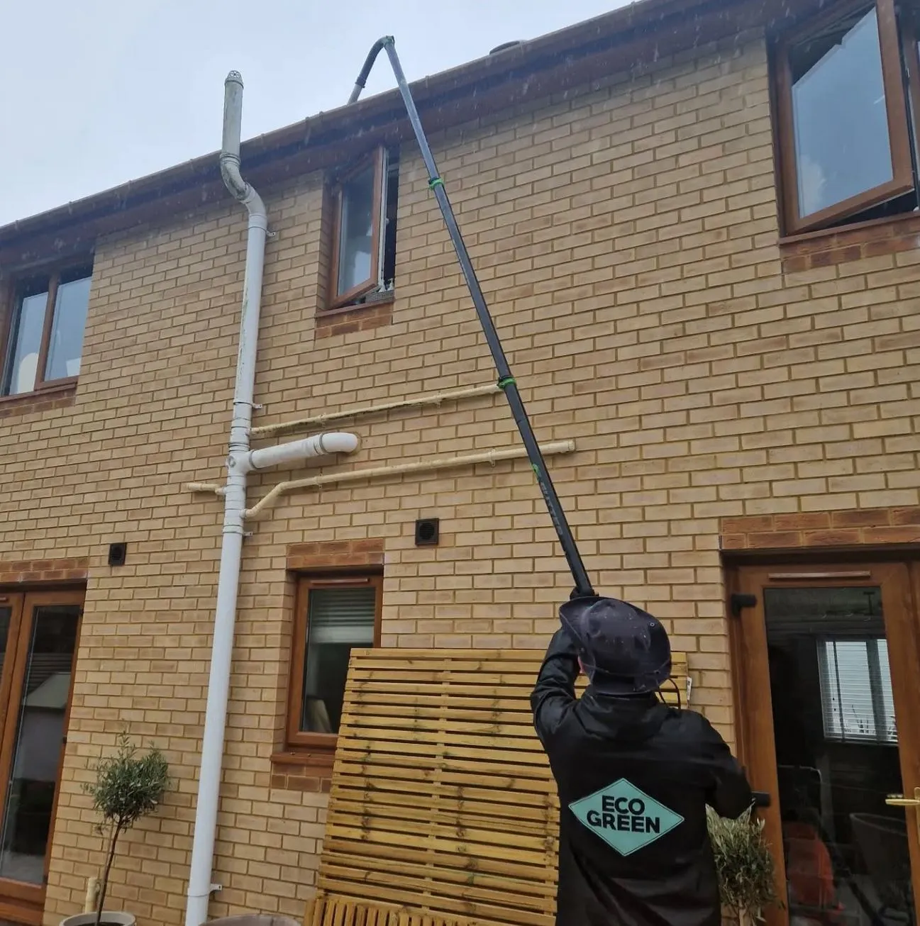 Manual Gutter Cleaning